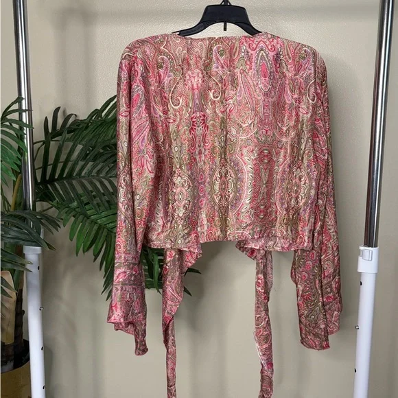 Cynthia Mehra Boho Paisley 2-Piece Set | Wrap Tie Top & Wide Leg Pants | Resort - Picture 6 of 9